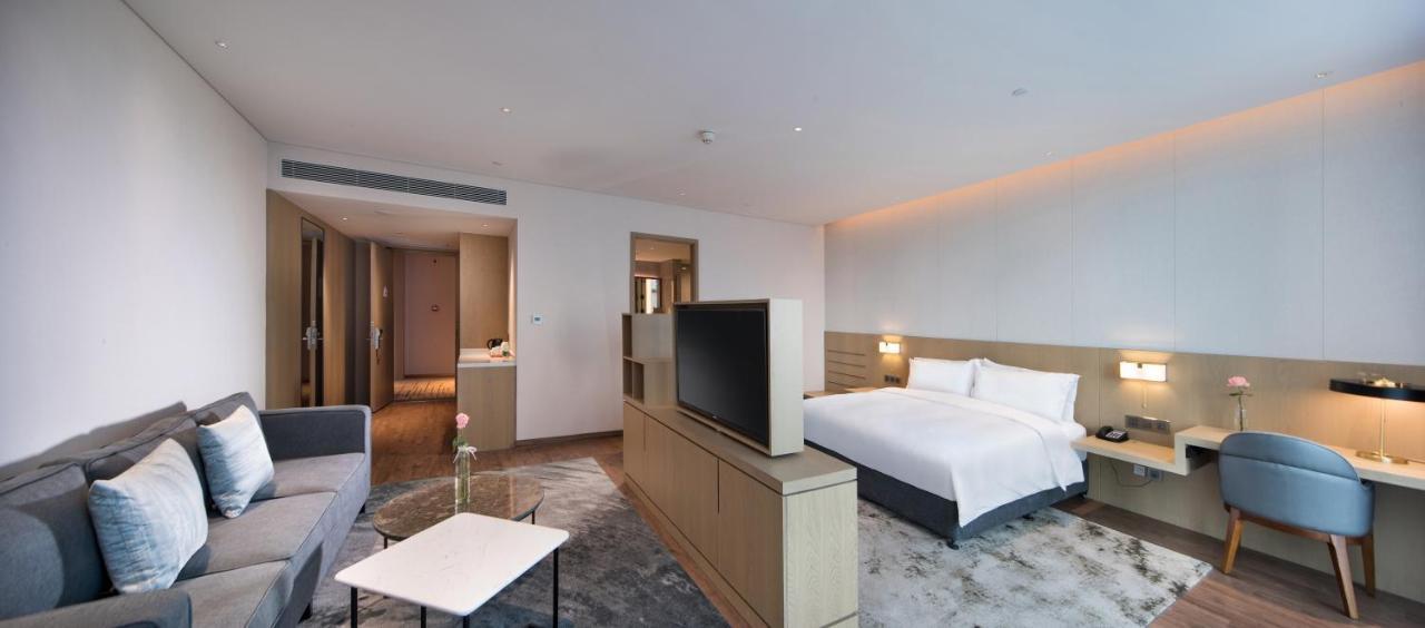 Holiday Inn Express Shenzhen Haiyuan City By Ihg Exterior photo